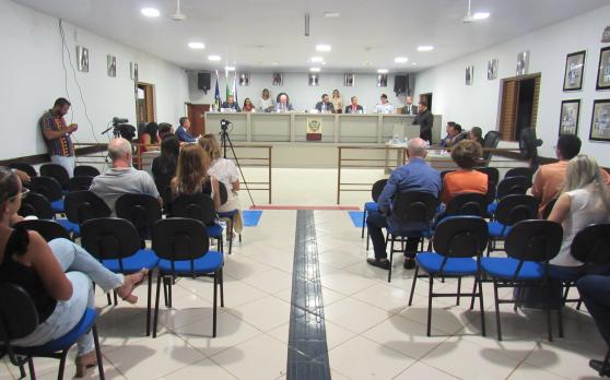 Vereadores de Chapada dos Guimarães respondem às demandas da comunidade em sessão ordinária
